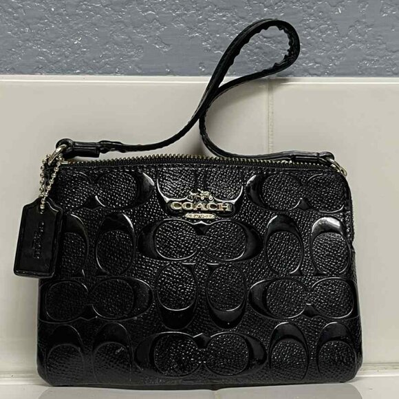 Coach wristlet - Picture 1 of 9